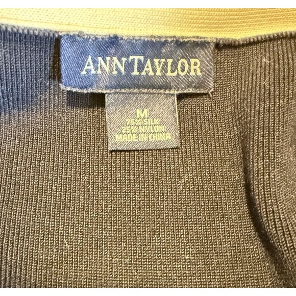 Ann Taylor Navy Blue Long Sleeve Silk Wrap Sweater W/ Cream Trim Side Tie SZ M - Picture 5 of 7